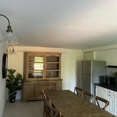 Hébergement de vacances Jolie Maisonnette *