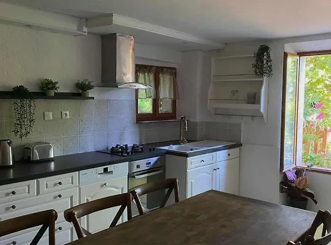 Jolie Maisonnette Holiday home Niozelles